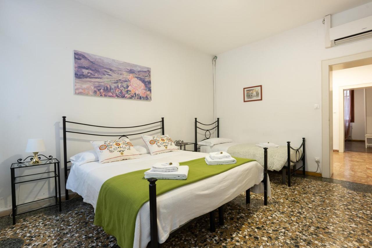 Ca' Del Mercato Venedig Exteriör bild